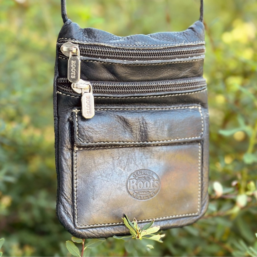 Cute Roots Mini Bag/Purse - Genuine Leather - made in Canada - black